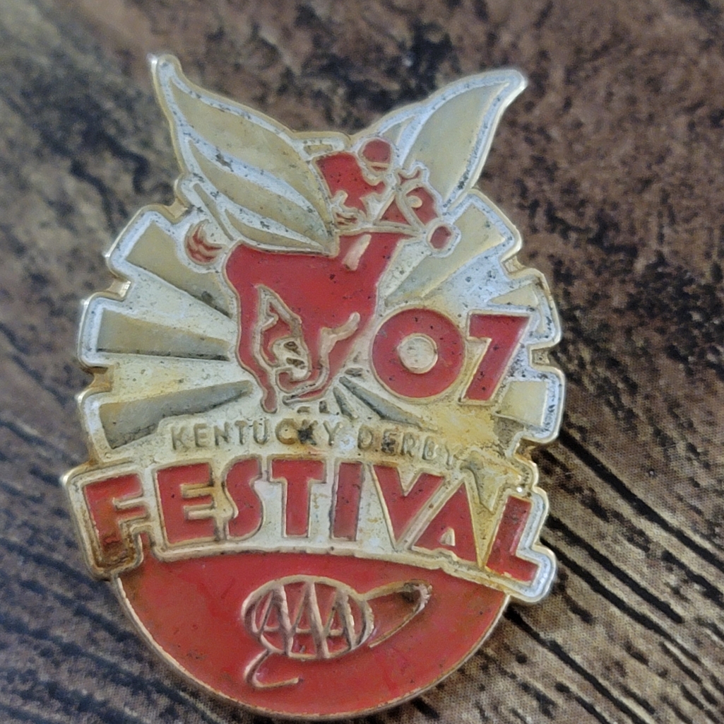 2007 Kentucky Derby Festival Pin 2007 Kentucky Derby Festival Pin